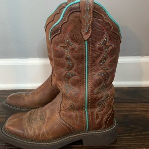 Women’s Justin Cowboy boots